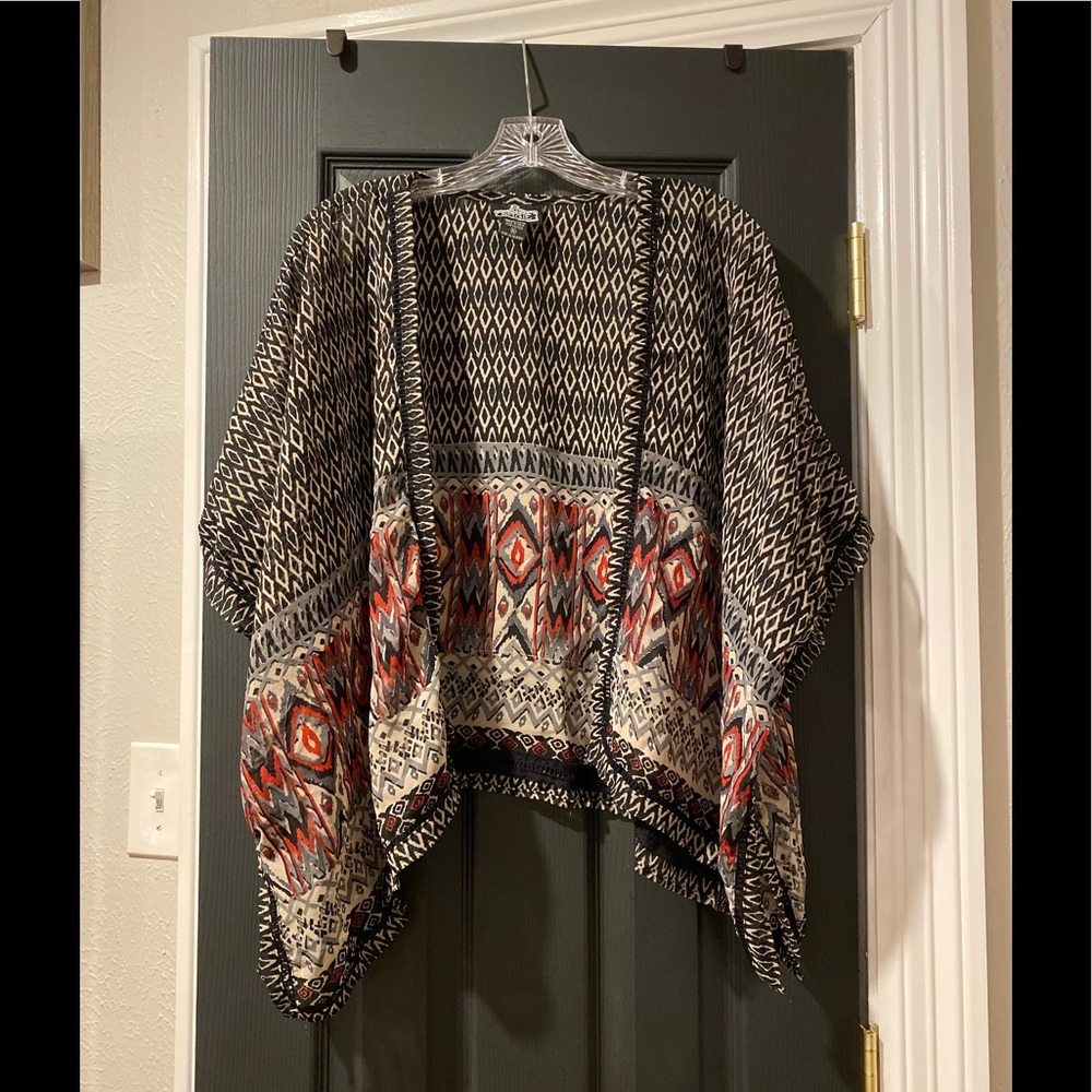 Patterned Embroidered Kimono